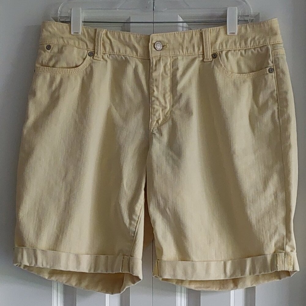 Talbots Yellow "Flawless 5-Pocket" Boyfriend Shorts Women's Size 10